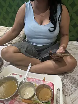 sissarahotty – webcam-show