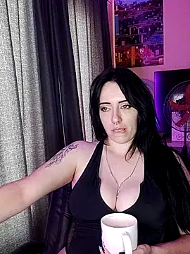 ForbiddenAmaraVIP – Naživo XXX chat