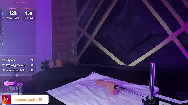 Ian_Castillo_ Webcam-Show