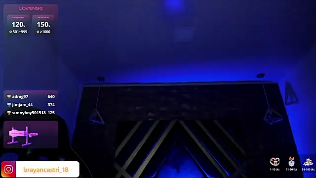 Show modela Ian_Castillo_ na web-kameri