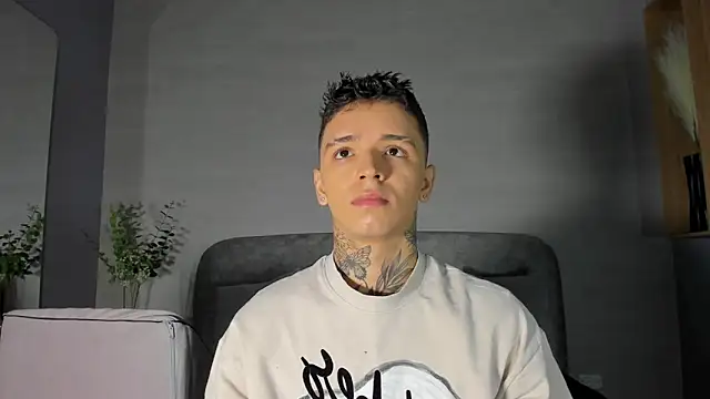 عرض كام Ian_Castillo_