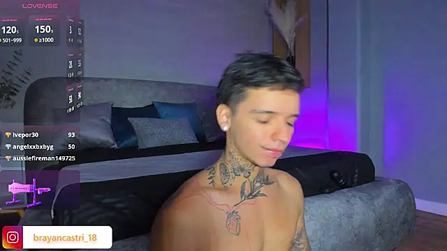 Czat XXX na żywo – Ian_Castillo_