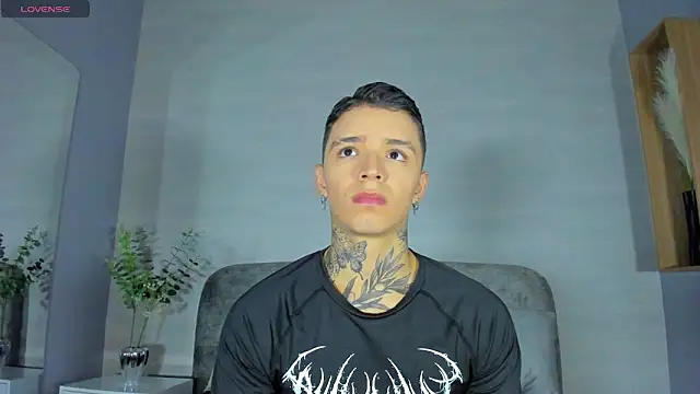 Ian_Castillo_'s Webcam Show