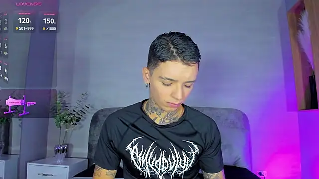 Ian_Castillo_のウェブカメラショー