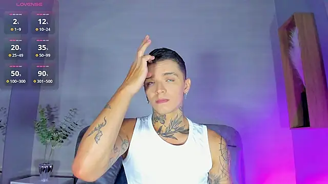 Ian_Castillo_ Show Webcam