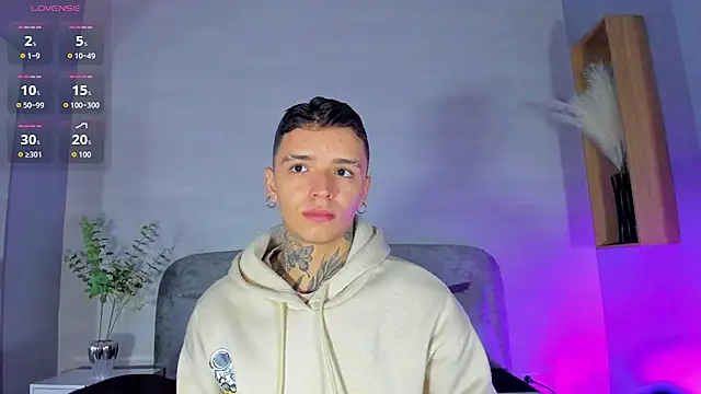 Ian_Castillo_ Webcamshow