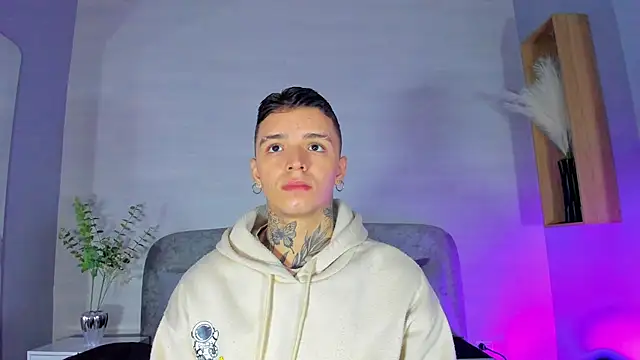 Вебкам-шоу Ian_Castillo_