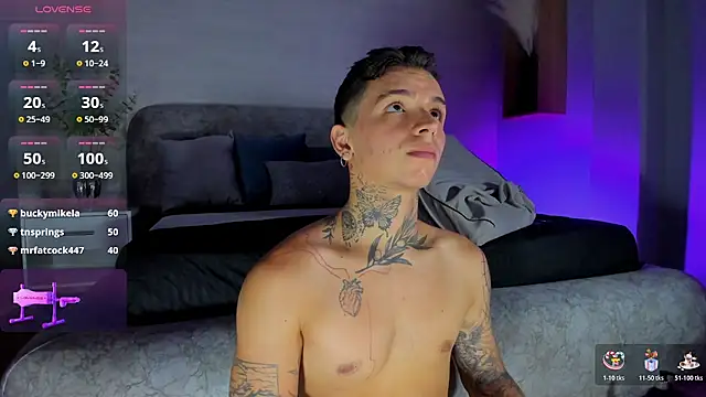 Ian_Castillo_ Webcam-Show