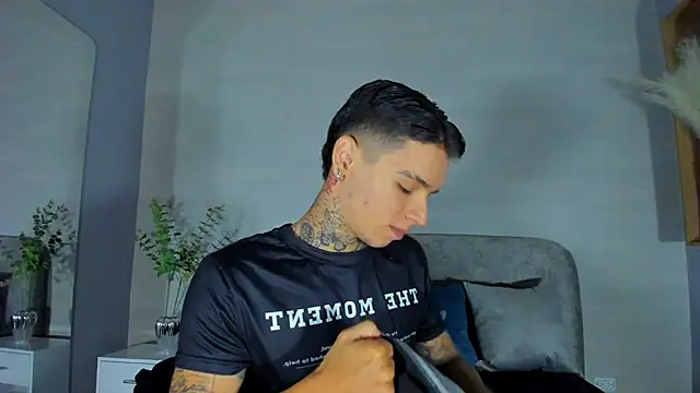 Ian_Castillo_ webcam show