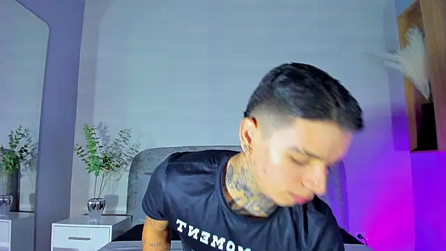 Show Webcam de Ian_Castillo_