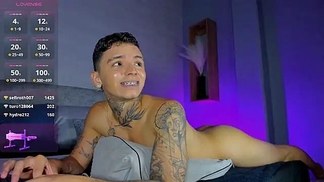 Ian_Castillo_ Pertunjukan Webcam