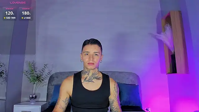 Ian_Castillo_'s Webcam Show