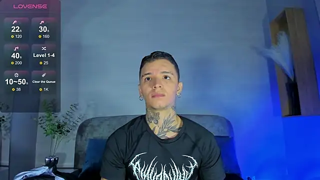 הופעת וובקאם של Ian_Castillo_