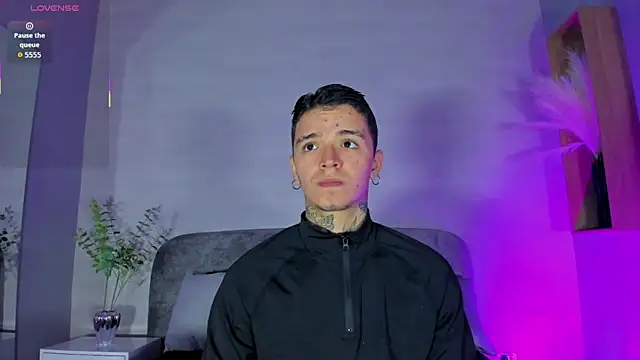 Вебкам-шоу Ian_Castillo_