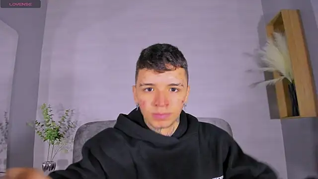 Ian_Castillo_ Adlı Modelin Web Kamerası Şovu