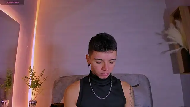 Ian_Castillo_ Adlı Modelin Web Kamerası Şovu