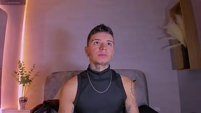 Ian_Castillo_ Adlı Modelin Web Kamerası Şovu