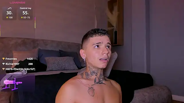 Ian_Castillo_ Adlı Modelin Web Kamerası Şovu