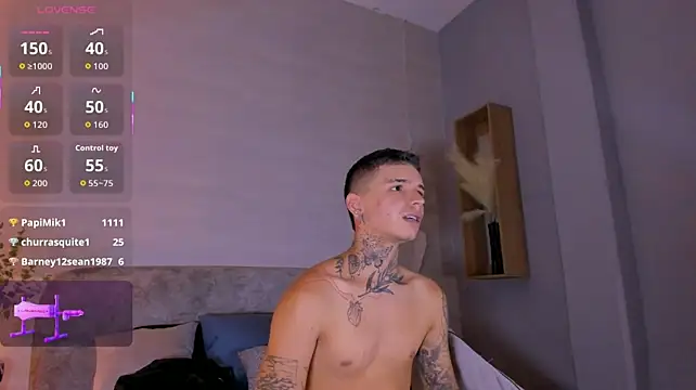 Ian_Castillo_'s Webcam Show
