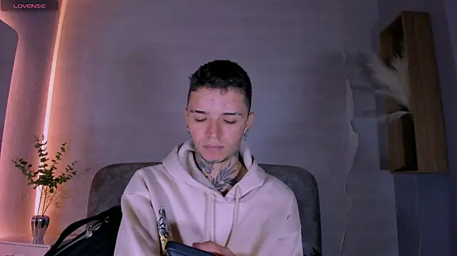 Ian_Castillo_ Adlı Modelin Web Kamerası Şovu
