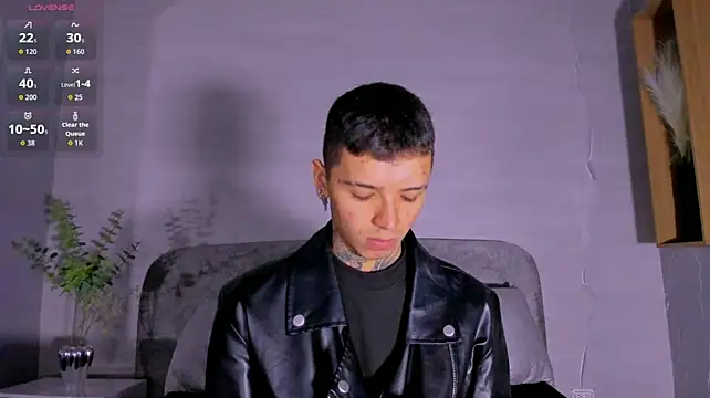 Ian_Castillo_'s Webcam Show