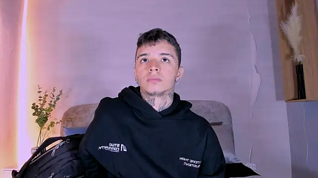Ian_Castillo_ Adlı Modelin Web Kamerası Şovu