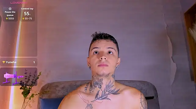 Ian_Castillo_ Webcam show