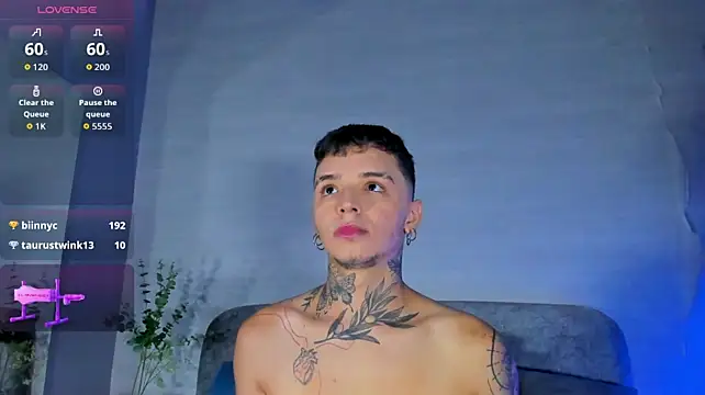 Ian_Castillo_ Adlı Modelin Web Kamerası Şovu