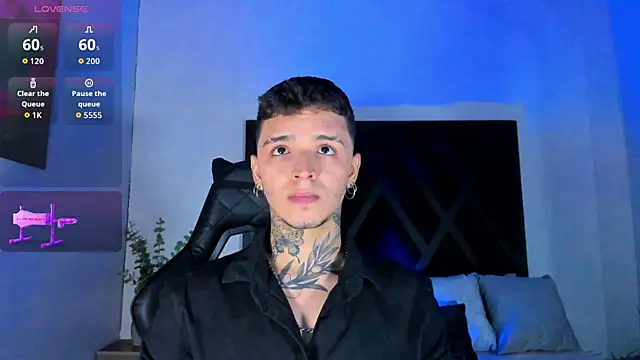 Ian_Castillo_ Шоу с уебкамера