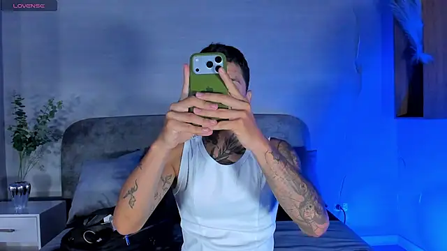 Ian_Castillo_'s Webcam Show
