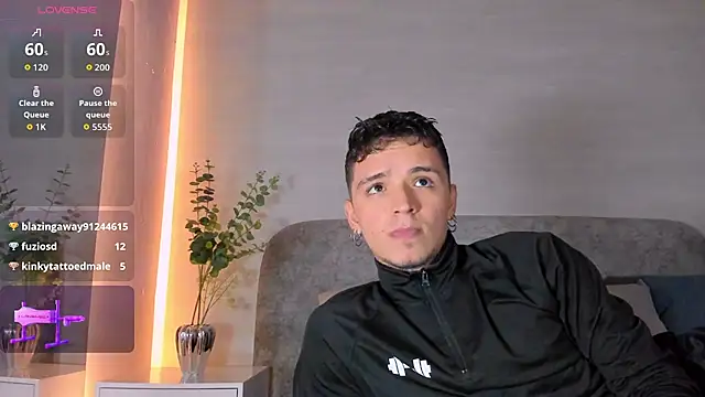 Ian_Castillo_'s Webcam Show