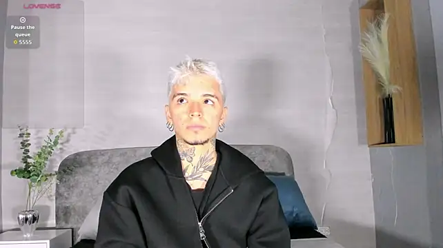 Ian_Castillo_のウェブカメラショー