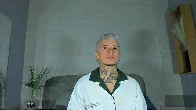 Ian_Castillo_ webcam show