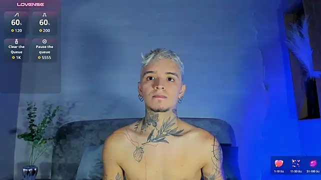 Ian_Castillo_ Webcam-Show