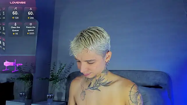 Ian_Castillo_ Webcam-Show