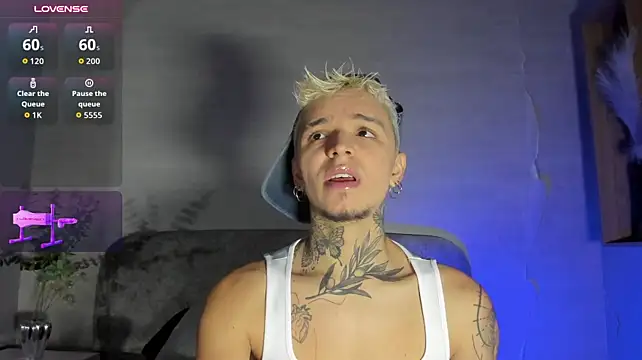 Ian_Castillo_ Webcam-Show