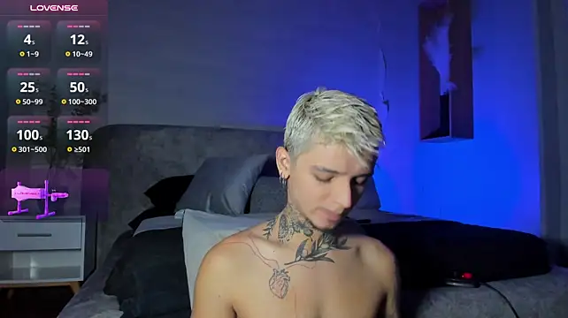 הופעת וובקאם של Ian_Castillo_
