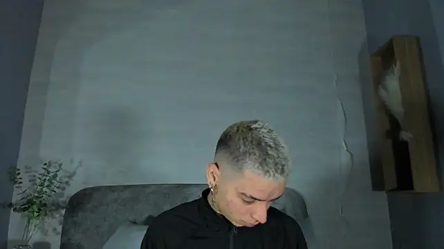 Ian_Castillo_ Webcam show