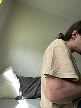 wolfwhite95 Webcam Show