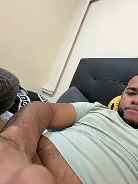 darlinb865 Webcam-Show