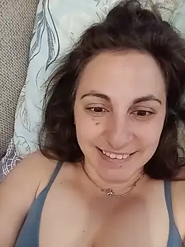 Chat +18 de ShelaDiass ao vivo