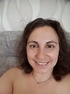 Chat +18 de ShelaDiass ao vivo