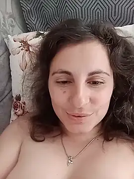 ShelaDiass Chat XXX in diretta