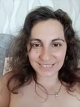 ShelaDiass' Live XXX Chat