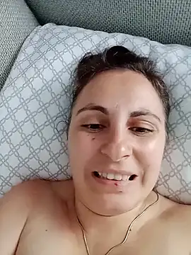 ShelaDiass' Live XXX Chat