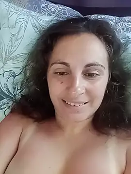 ShelaDiass 现场XXX聊天