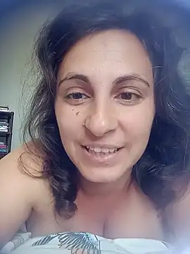 ShelaDiass Chat XXX live