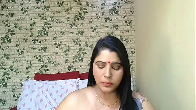XIndianintimacy's Live XXX Chat