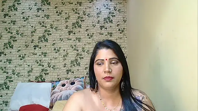 XIndianintimacy's Live XXX Chat