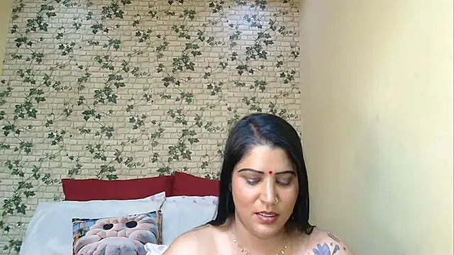 XIndianintimacy Show in webcam
